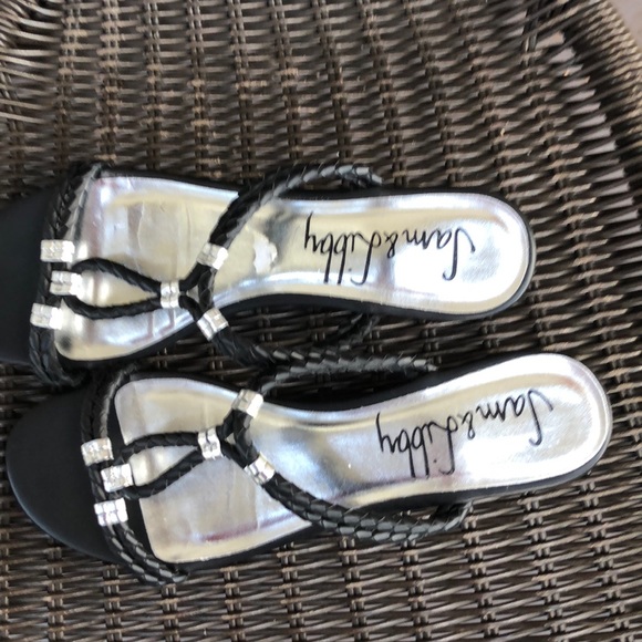 Sam & Libby women’s black&silver slip on sandals - Picture 7 of 8
